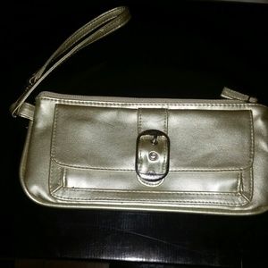 Light Gold Wristlet with silver hardware