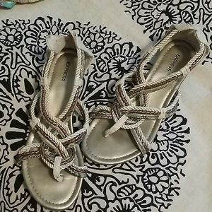 Express sandals sooo cute sz 6