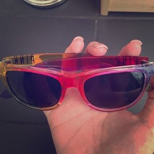 Victoria's Secret sunglasses 😎