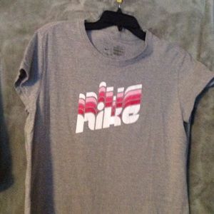 Nike t shirt