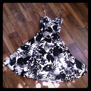 Zara black and white print dress