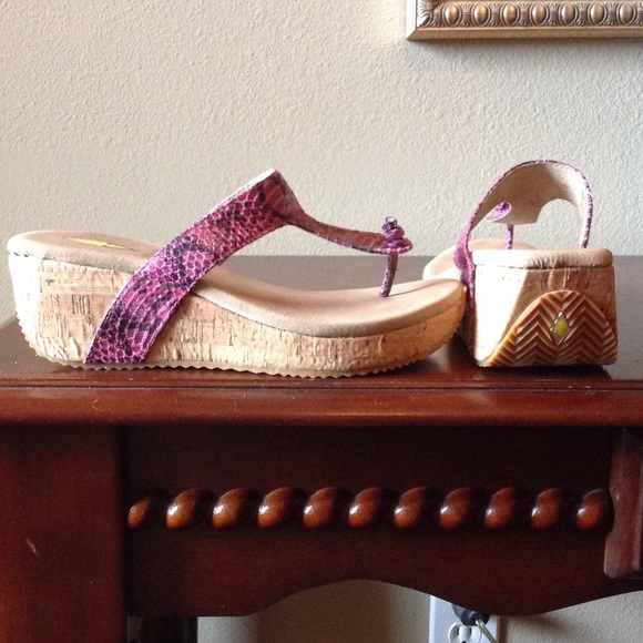 Donated! Donated! - Picture 2 of 3