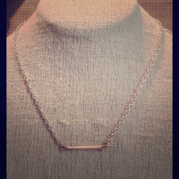 SIMPLE=STUNNING silver necklace. LOVE IT!!!