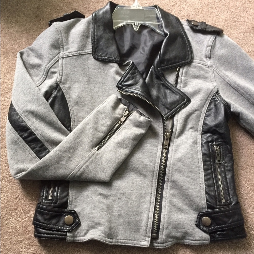 GREY/BLCK MOTO JACKET.