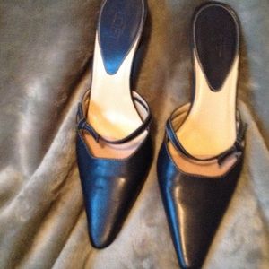 Ann Taylor loft navy heels