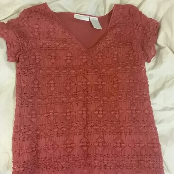 Diamond patterned red top