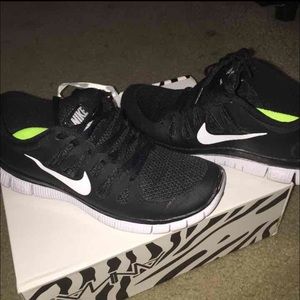 Womens Nike free 5.0