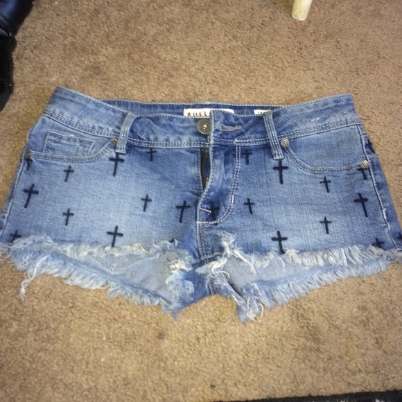 cross shorts