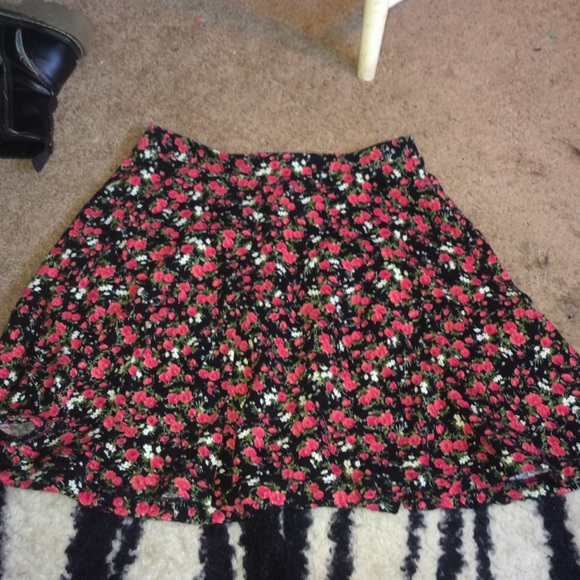 LA Hearts skater skirt