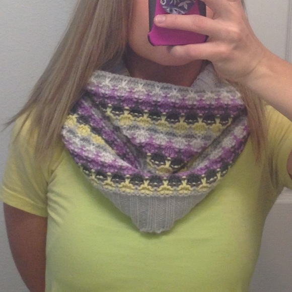 BCBG Infinity Scarf - Picture 3 of 4