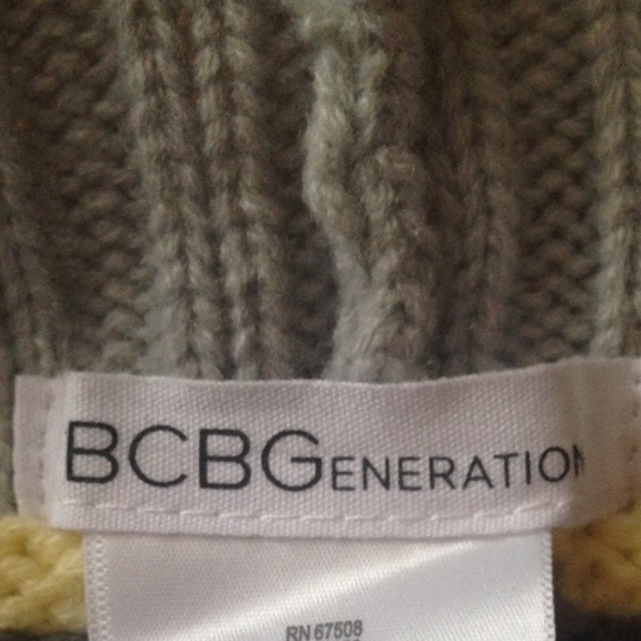 BCBG Infinity Scarf - Picture 4 of 4