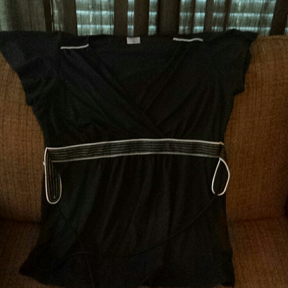 Black maternity top