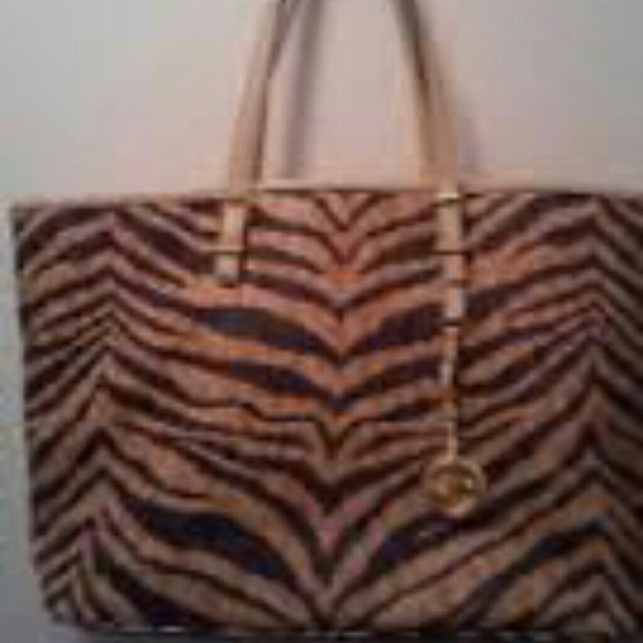 MICHAEL KORS ZEBRA TOTE For @WENDYSCLOSET ONLY