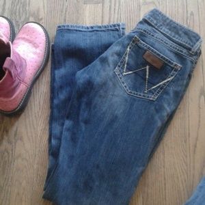 Wrangler jeans sz 7 34 inseam. .worn ONCE