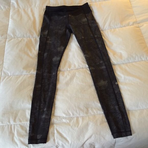 Lululemon Speed Tight Yoga Pants