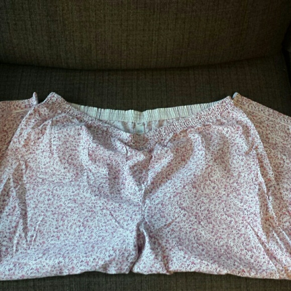 Floral capris