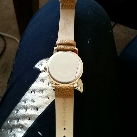 Designer Watch - Picture 3 of 4