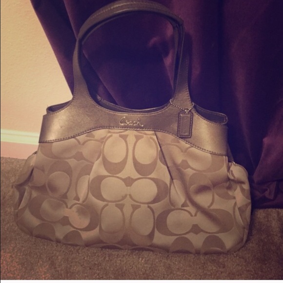 Authentic Coach purse