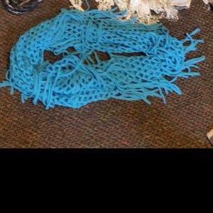 Scarves 20 for all or 6 each Scarves 20 for all or 6 each