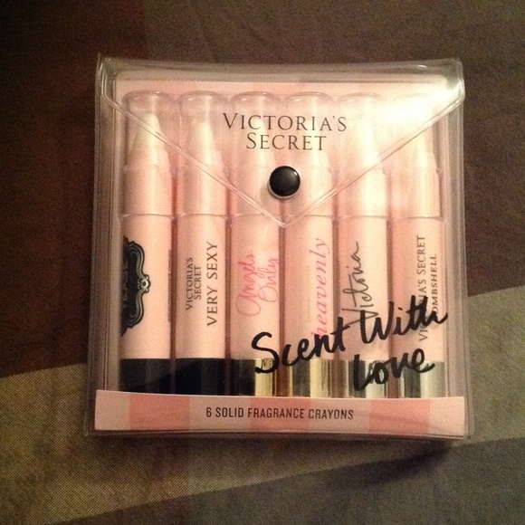Victoria's Secret (SOLD ON MERCARI) - Picture 1 of 2
