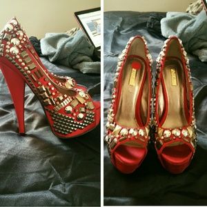 platform open toed pumps