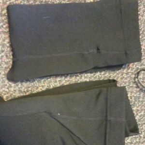 Seemed and footed legging