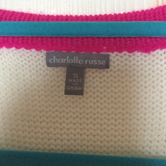 SOLD ❤️ Statement Sweater - Picture 2 of 3