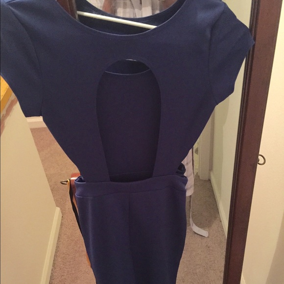 Blue dress - Picture 2 of 2