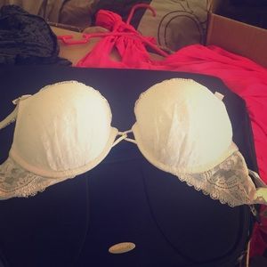 Victoria secret bombshell