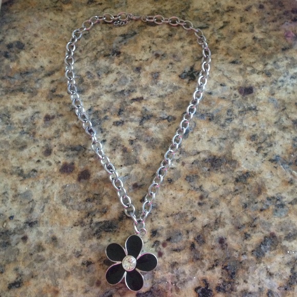 Flower necklace.