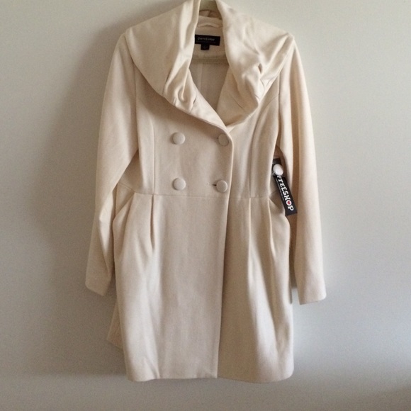Coffeeshop NYC cream colored jacket