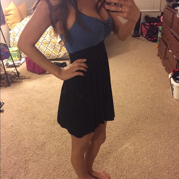 Blue and black dress - Picture 4 of 4