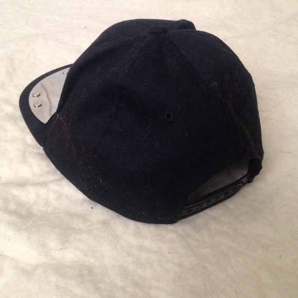 Hat - Picture 2 of 2
