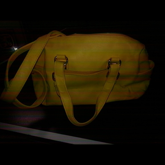 Michael Kors purse - Picture 3 of 3