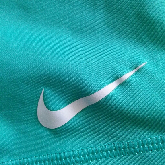 Nike Pro - Picture 4 of 4