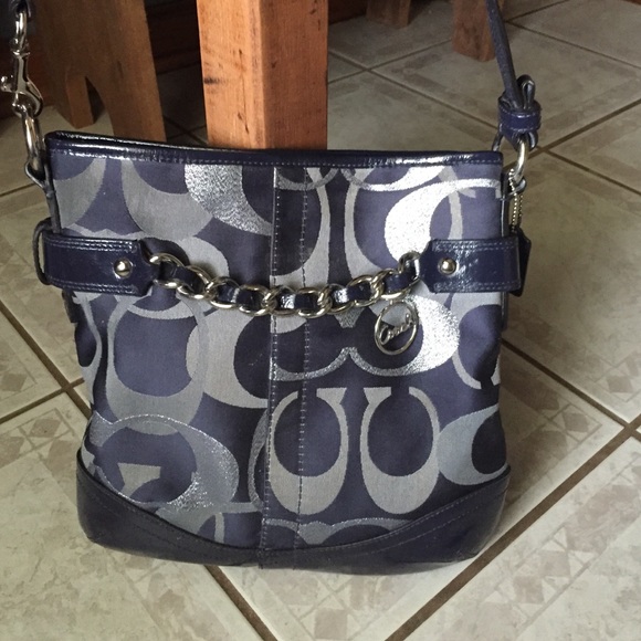 Reduced !! COACH cross body