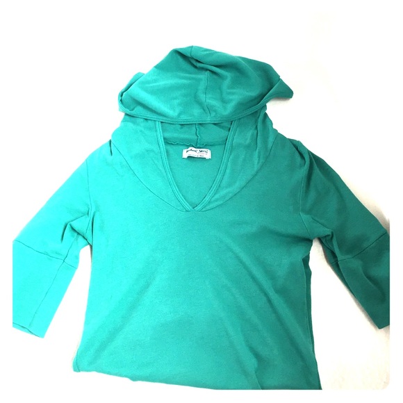 Michael stars hooded shirt