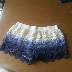 Ombre crochet tiered shorts