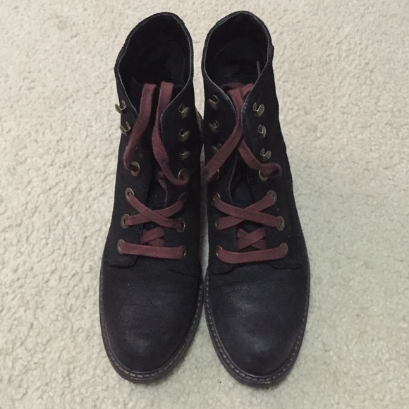 Dolce vita lace up boots