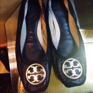 Tory burch flats!