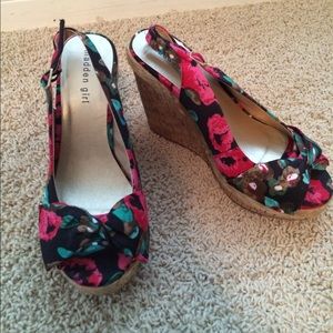 Floral Wedges