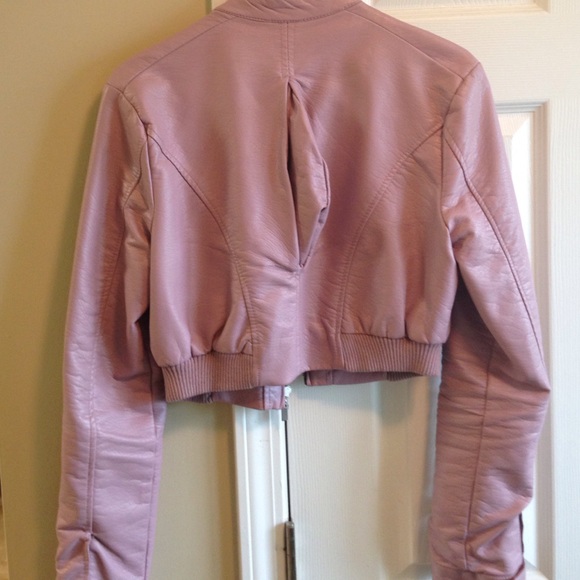 Leather Jacket😊😊😊 - Picture 4 of 4