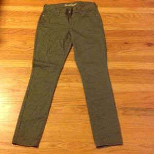 Old Navy Sweetheart Skinny Jeans.