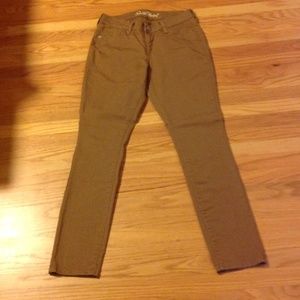 Old Navy Sweetheart skinny jeans.