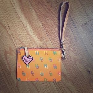 Dooney & Bourke Large Slim Wristlet