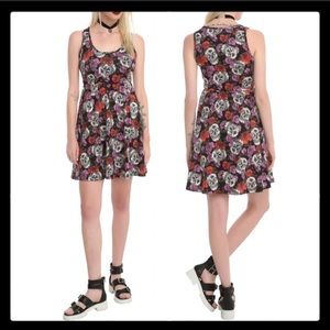 Skull Rose Print Dress Medium Hot Topic Black Red
