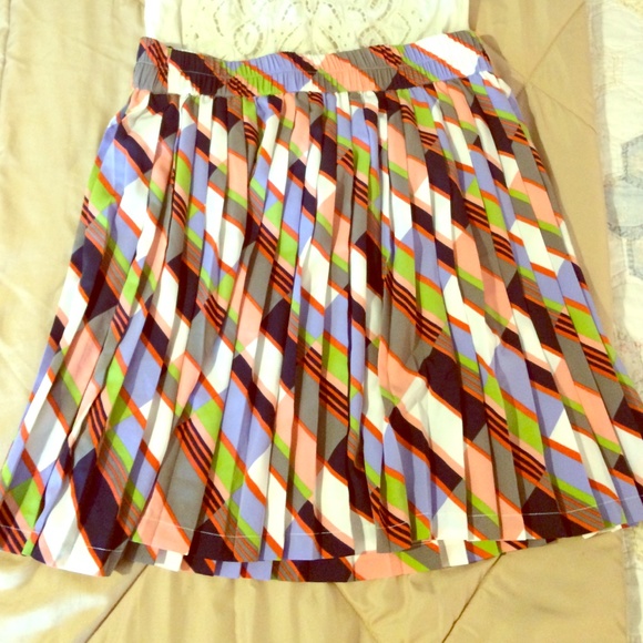 Banana Republic Pleated Skirt