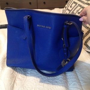 Blue Michael Kors Jet Set Medium Handbag