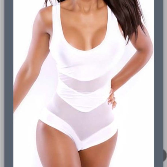 Beautiful white 1 piece bathing suit!