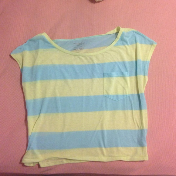 Cropped Tee